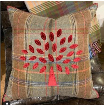 Mulberry Tree plaid cuschion - Red